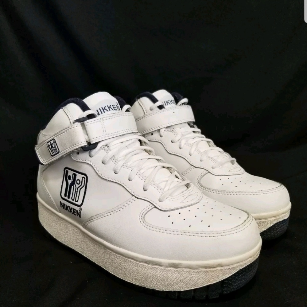 Nikken Cardiostride Weighed Sneakers